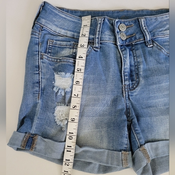 SO Light Blue Wash Midi Distressed Cuffed Jean Shorts - Picture 3 of 9